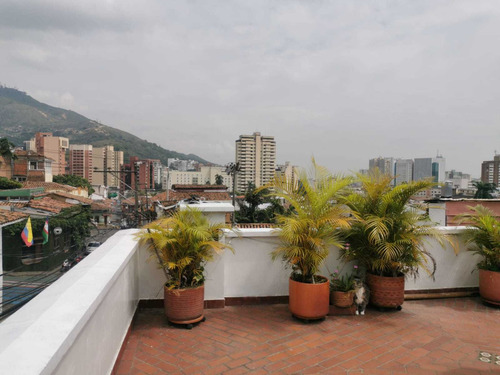 Imagen 3 de 30 de Venta Casa Multifamiliar O De Apartaestudios San Antonio Cali