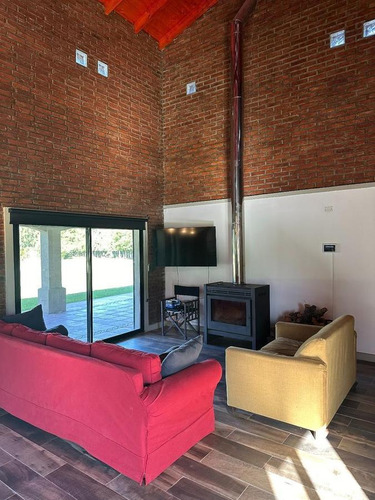Casa De Campo En Venta A 90 Minutos De Capital Federal