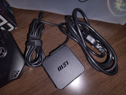 Consola Msi Claw A1m Core Ultra 5 16gb 512gb Ssd Negro (Usado)