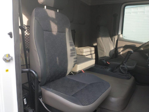 Imagem 17 de 25 de Volkswagen Constellation 24.280 Ano 2019 Bitruck Sider