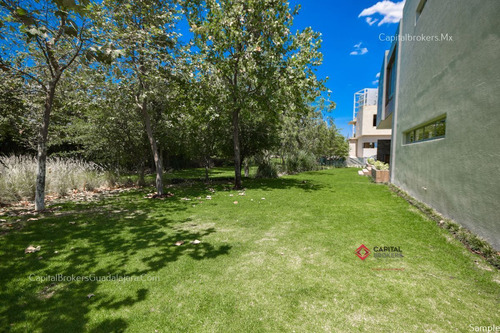 Imagen 5 de 30 de Casa De Lujo Nueva Con Amplio Jardin En Reserva Real