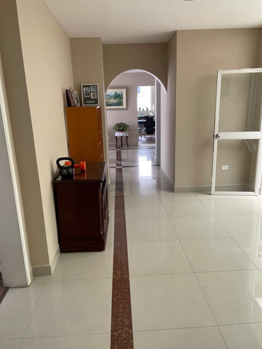 Imagen 11 de 23 de Cálida, Espaciosa Y Abrigada Casa Esquinera Con Proyeccion A Tres Pisos, Cuartos Independientes Con Baño Privado, 150 Mts De Bodegas, Ideal Pequeña Fábrica O Negocio En Expansión