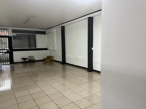Alquilo Local Comercial En Santa Ana