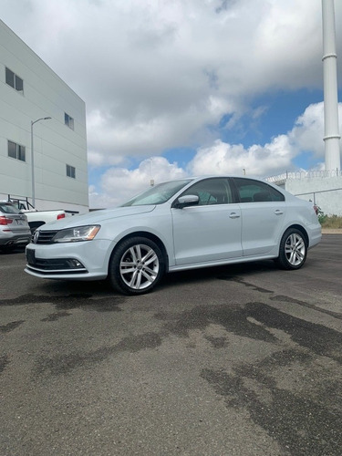 Imagen 4 de 15 de Volkswagen Jetta 2018 2.5 Sportline Tiptronic At