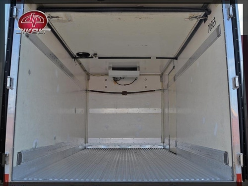 Caminhão Iveco Vertis 90v16 Com Baú Refrigerado 2012