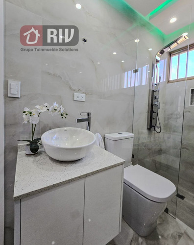 Venta- Espectacular Y Apmplio Apartamento Ubicado En Caribe, Estado La Guaira