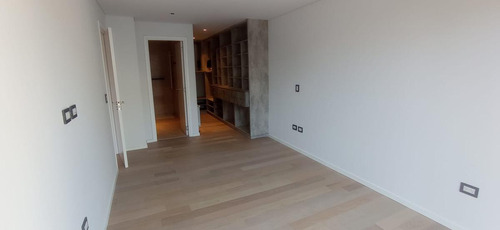 Departamento En Venta Villa Belgrano , Mil Nueve Diez , 2 Dormitorios, Cochera Doble