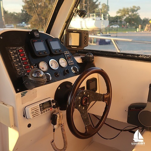 Crucero Fisher Cabin 710