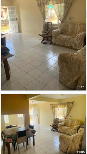 Casa Em Ribeirão Pequeno, Laguna, Com Dois Quartos.