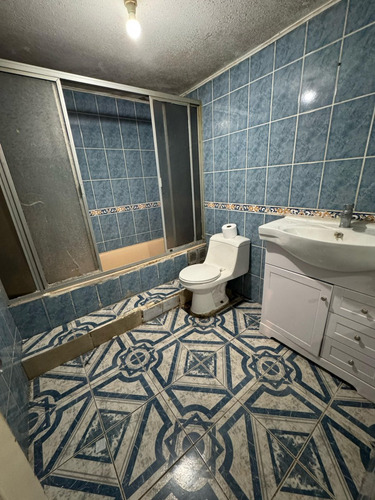 Casa De 2 Pisos, 5d+2b, Ubicada En Rio Valdivia, Comuna Puen