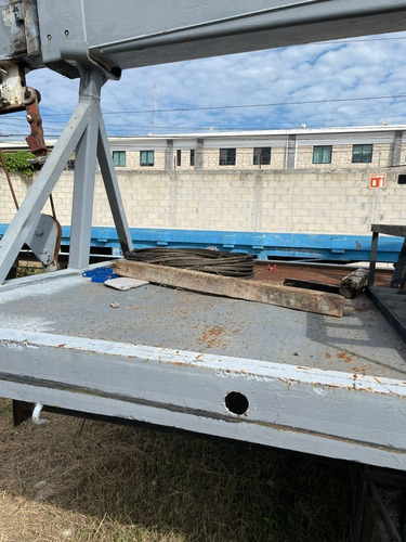 Imagen 6 de 9 de Camion Con Grua Usado