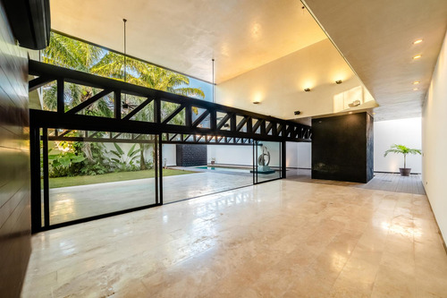 Casa En Venta Merida, Fraccionamiento Montecristo, Entrega Inmediata.