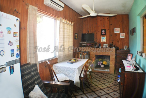 Imagen 5 de 11 de En Venta Casa De Cuatro Dormitorios Colonia Del Sacramento
