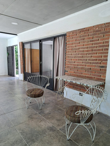 Casa En Venta, Estilo Chacra