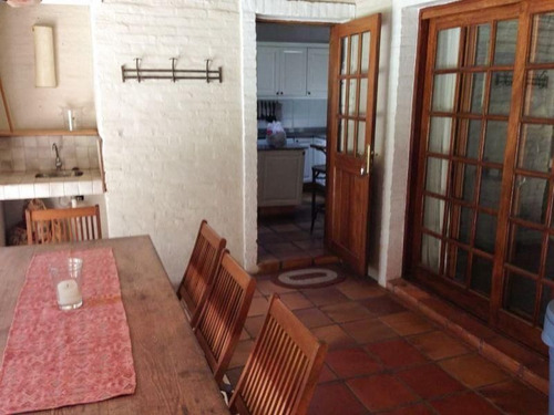 Casa En Venta De 4 Dormitorios En San Rafael