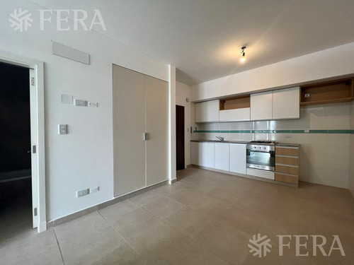 Imagen 3 de 30 de Venta De Departamento 1 Ambiente Con Balcón Y Parrilla En Quilmes (29935)