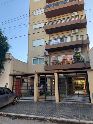Departamento 2 Amb - 2 Cocheras Privadas