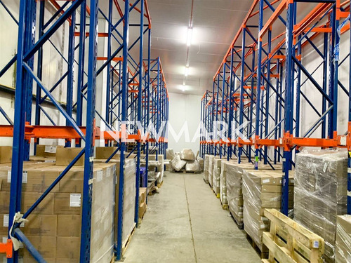Frigorífico O Bodega En Venta En Quilicura