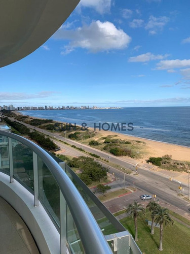 Imagen 9 de 20 de Frente Al Mar, Espectacular Apartamento Esquinero Disponible A La Venta Con Divinas Vistas Panorámicas A Los Atardeceres De La Mansa Y Punta Ballena.