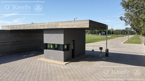 Lote En Venta En Las Moras De Hudson, Posesion Inmediata, Escriturado!!