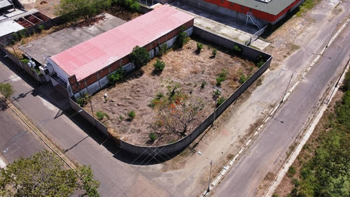Imagen 1 de 8 de Parcela De Terreno De 1.125 Mts. Zona Residencial
