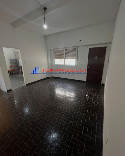 Alquiler - Departamento 3 Ambientes - Con Terraza