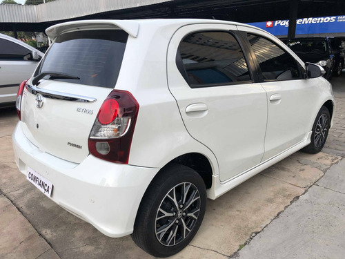 Toyota Etios 1.5 Platinum 16v Flex 4p Automático