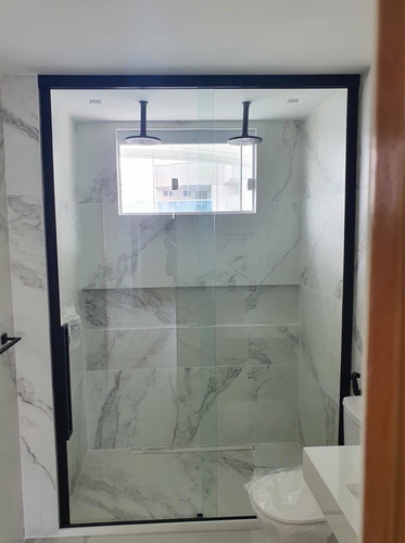 Imagem 2 de 5 de Box De Vidro Pronta Entrega Melhor Preço
