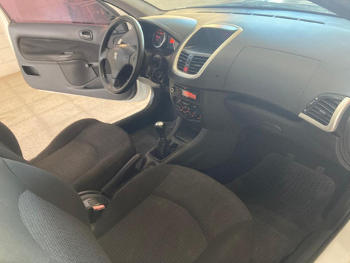 Peugeot 207 1.4 Active 75cv