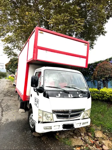 Camión Jbc 1030 En 55.000.000 Negociables, Listo Para Traspa
