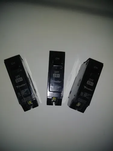 comprar Breaker 1x20 Hqp Empotrar Seastar 