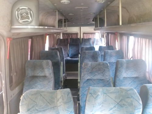 Sprinter 413 2010/11 20 Lugares Prata