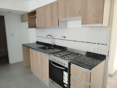 Dueño Directo - Departamento De Categoria 2 Ambientes A Estrenar Con Cochera - Castelar