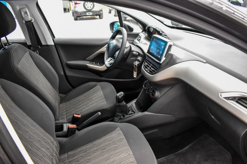 Imagen 6 de 15 de Peugeot 2008 1.6 Allure L/19 2021 La Plata 693