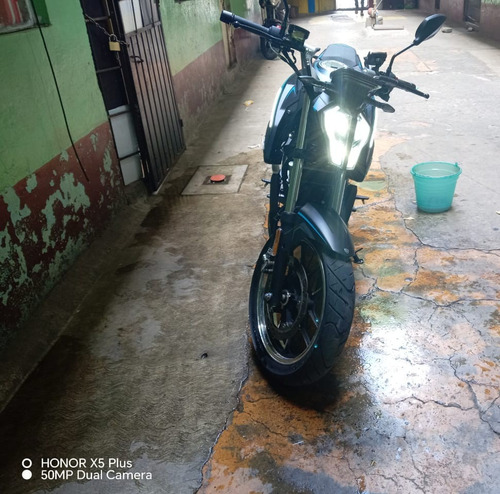 Motocicleta Storm 300, Con Factura Original, Único Dueño
