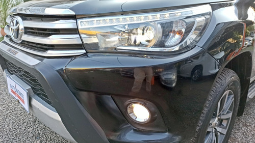 Toyota Hilux 2.8 Cd Srx 177cv 4x4 At 2016