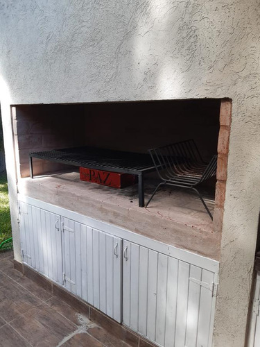 Bajo De Precio! Muy Linda Casa En Una Planta En Venta!!!