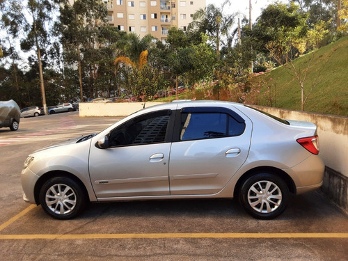 Imagem 4 de 8 de Renault Logan Expression 2014 Baixo Km 1.0