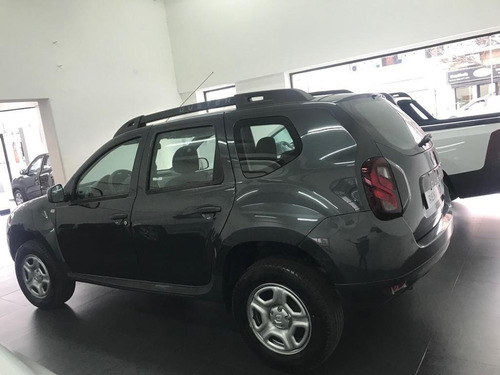 Autos Y Camionetas Renault Duster Jeep Renegade Amarok E