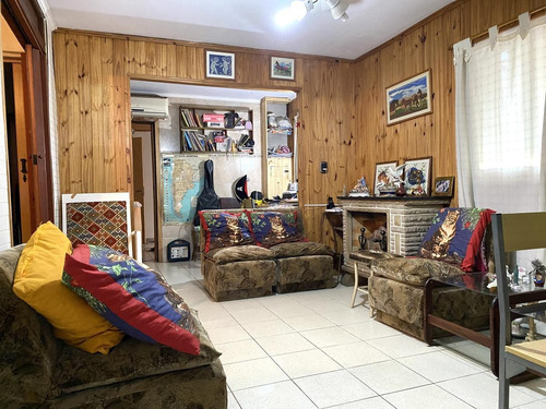 Imagen 5 de 28 de Casa De 2 Dormitorios En Venta Con Pileta Y Parrillero - Hostal Del Sol - Fisherton