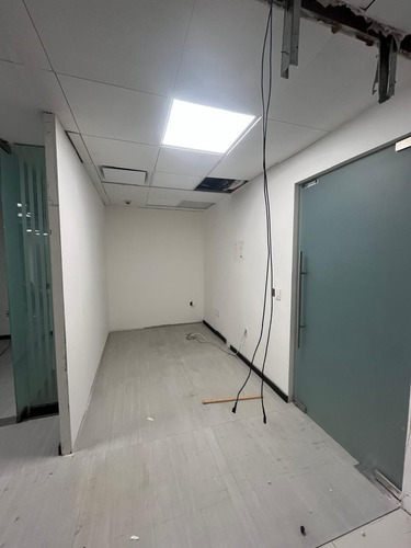 Renta Oficina, 152m2, Lomas De Chapultepec, Miguel Hidalgo