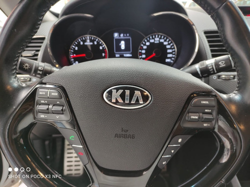 Imagen 10 de 10 de Kia Forte Sedan Sx 2017