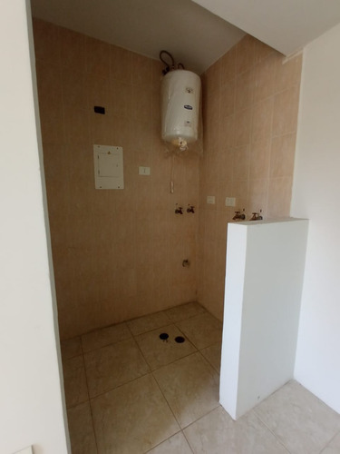 Yuraima Segura Vende Apartamento En Res. Puerto Alegre Urb. Valles De Camoruco Valencia Estado Carabobo