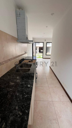 Venta De Departamento A Estrenar De 2 Ambientes En Tandil