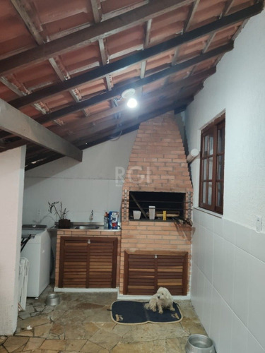 Casa Em Vila Nova Com 2 Dormitórios - Lu432381