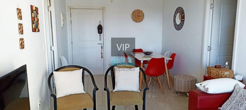 Imagen 9 de 20 de Vendo Hermoso Departamento En Torre Con Servicios Y Vista Al Mar - Punta Del Este Roosevelt