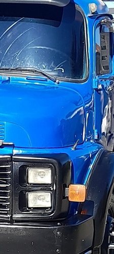 Imagem 2 de 8 de Mb 1113 Truck Carroceria