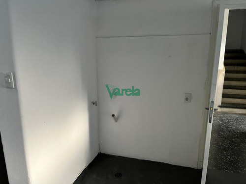 Imagen 17 de 30 de Venta Casa, Punta Carretas, Casi Golf, Ideal Empresa Reciclada A Nuevo!!!!
