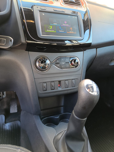 Renault Sandero 1.6 16V INTENS L19