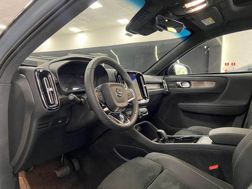 Volvo XC40 P6 RECHARGE ELECTRIC PLUS AWD